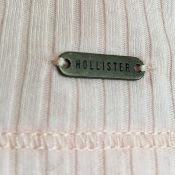 ✨2/$10✨ Pink Hollister Camisole Tank Top NWT - Picture 3 of 3